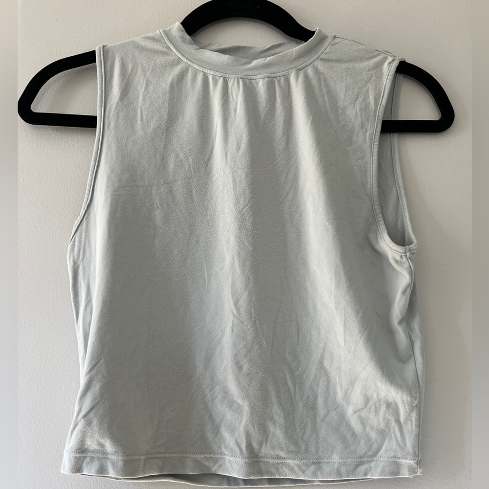 Alphalete tight soft tank crop top